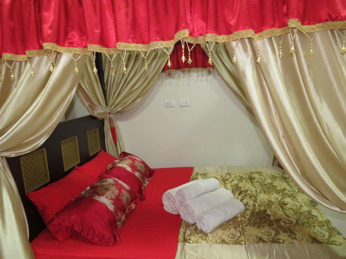 Yin Yang Redsealine Apartment